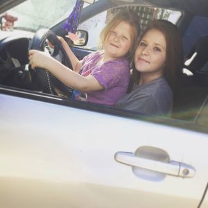 Meet your Posher, Lydia